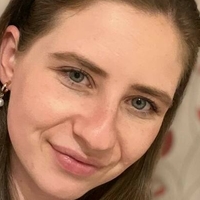 Амина Хендерсън Голи
