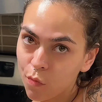 Ана Ттракшън Голи