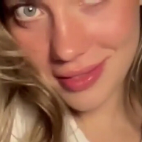 Ангел от Небето Голи