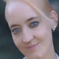 Аня Официал Голи