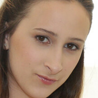 Ашли Адам Голи