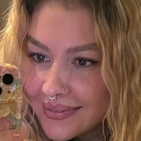 Аваа Линн Голи