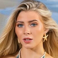 Бела Лин Голи
