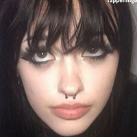 Банкси_Бриа Голи