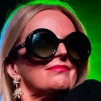 Клеър Гроган Голи