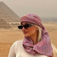 Дианюкс Голи