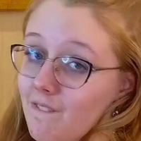 Доминик Епърли Голи