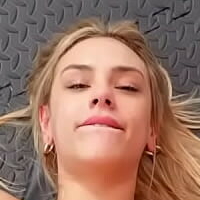 Дилан Мур Голи