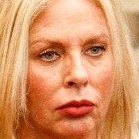 Ела Вебер Голи