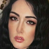 Елайза Лъст Голи