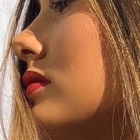 Ела Червето Голи