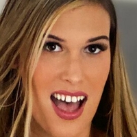 Ела Ватрап Голи