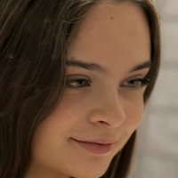 Емили Петит Голи