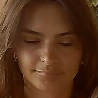 Емили Ратаковски Голи