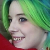 златната богиня xxx Голи