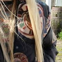 Косматата съпруга Голи