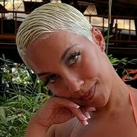 ИззиПейджи Голи