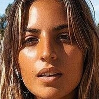 Джейд Тънчи Голи