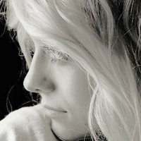 Дзез Вон Сперлинг Голи