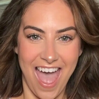 Кели Монро Голи