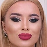 Лана Рейес Голи