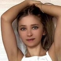 Лиа Ния Голи
