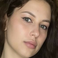 Лиза Мики Голи