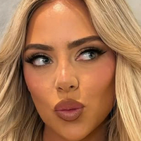 Лив Уокър Голи