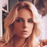 Лиза Свистунова Голи