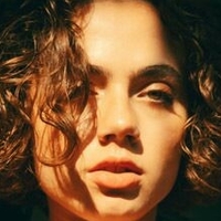 Миа Маевска Голи