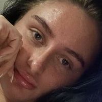 Михаела Джейн Голи