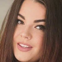 Мур Джасмин Голи