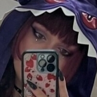 Нефини Голи