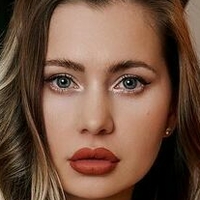 Нескс Голи
