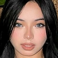 Ника Риверо Голи