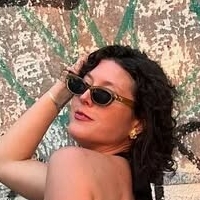 нинавива Голи