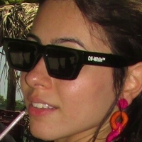 низаблл Голи