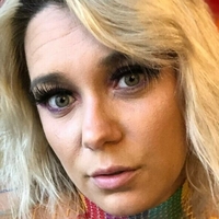 Памела Айсли Голи