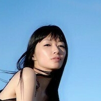 Рие Танака Голи