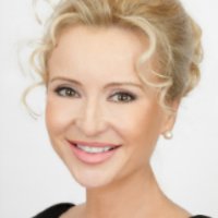 Сандра Навиди Голи