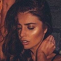 Скарлет Бувие Голи