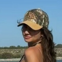 Шелби Абът Голи