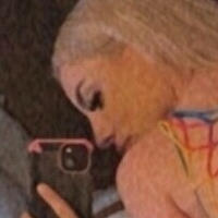 sneakpeekofhannah Голи