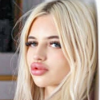 Стефи Сноубъни Голи