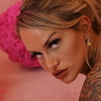 стефани_стрипър Голи