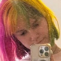 Зе Куиър Киви Голи