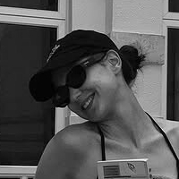 Виви Вонс Голи