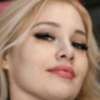 вумендривен Голи