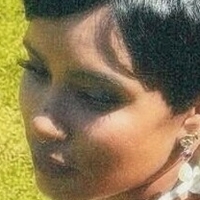 Стейси Африка Голи