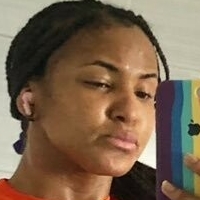 Йина Ернандес Голи